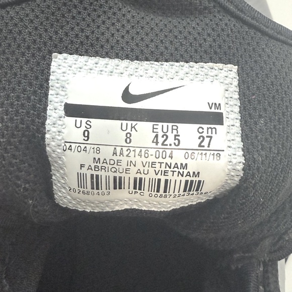 Nike Air Max Axis Wolf - Size 9 - Picture 14 of 14